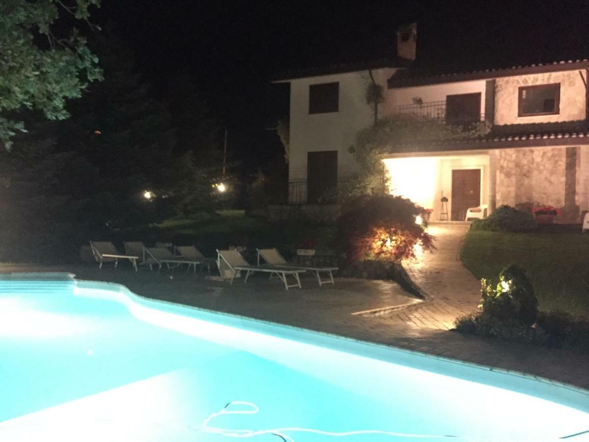Villa Nicolai Tra Mare E Montagna Lettomanoppello Exterior photo